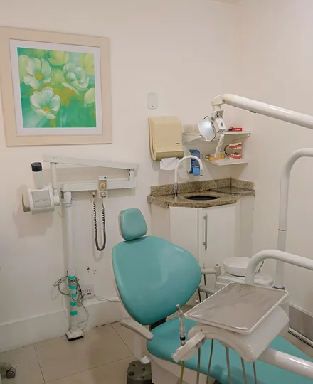 Sillón dental de la clínica Oralis en Providencia